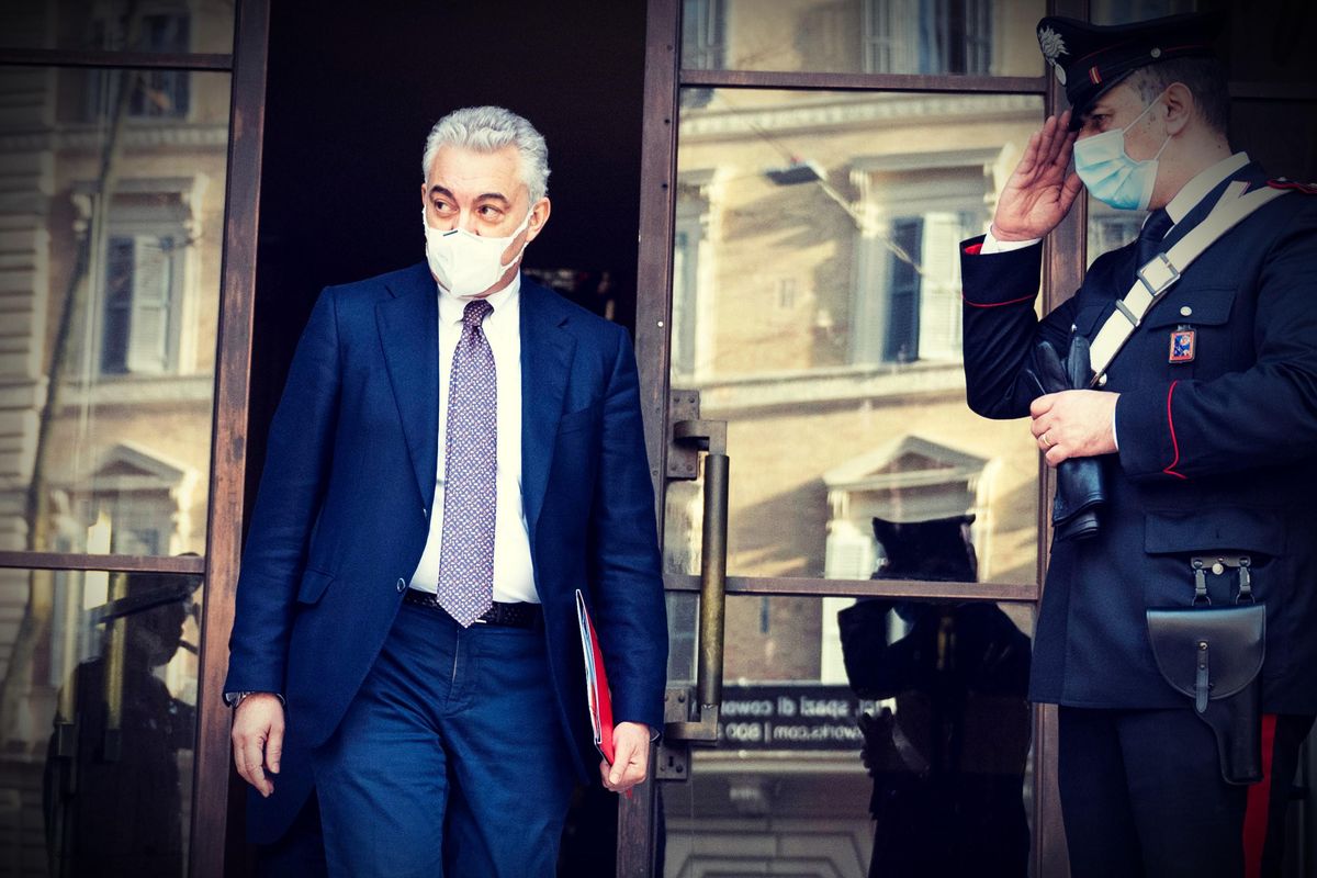 «Arcuri era agitato, parlò con Benotti. Carte a posto in vista dell’inchiesta»