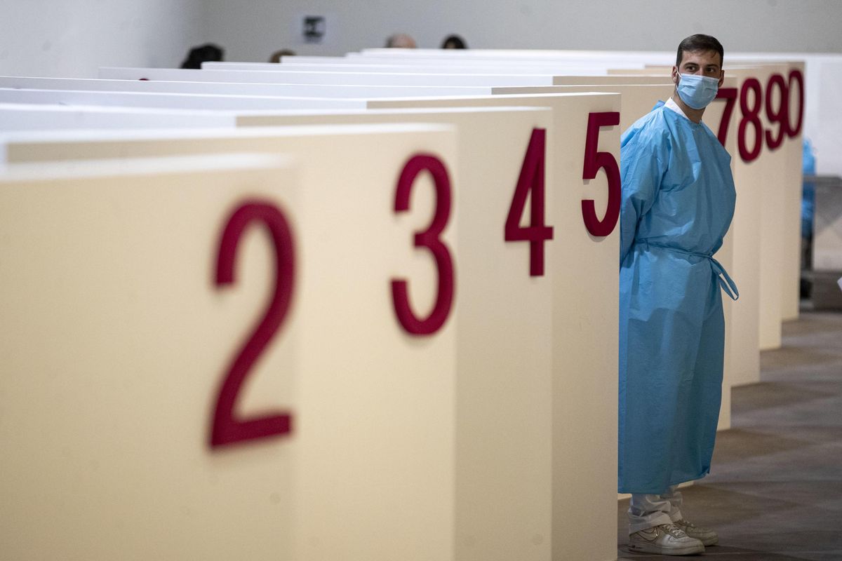 La lotteria dei vaccini di Arcuri