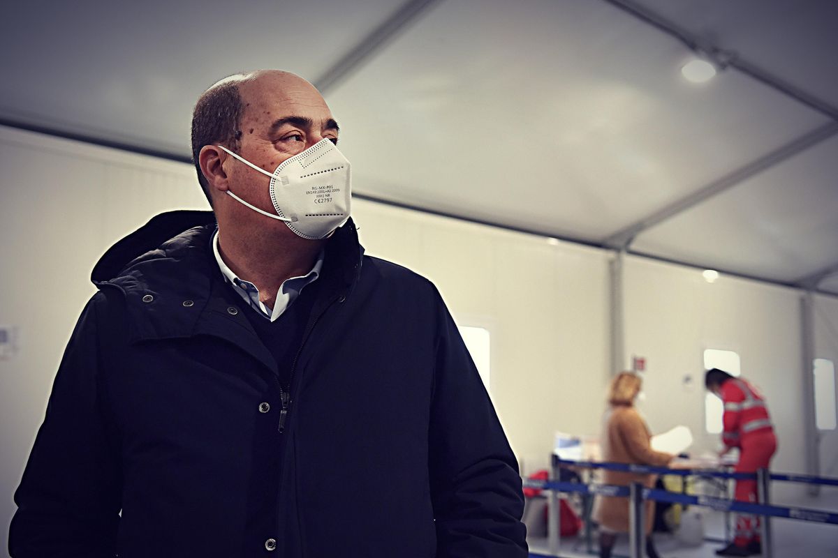 Zingaretti sotto assedio nel Pd: la resa è a un passo