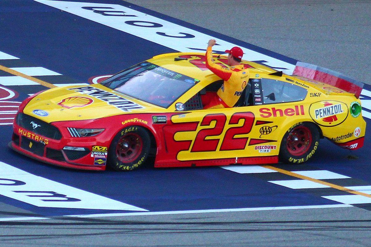 NASCAR takes its talents to South Beach for the Dixie Vodka 400