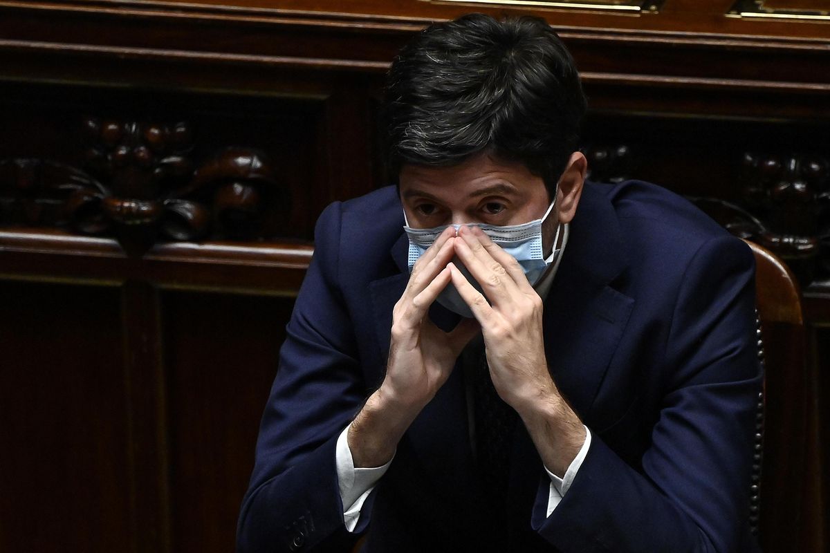 A 43 anni dalla legge sull’aborto Speranza impone quello a domicilio