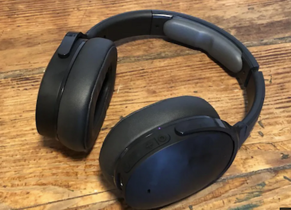 Skullcandy Hesh ANC vs Crusher ANC Which are right for you? Gearbrain