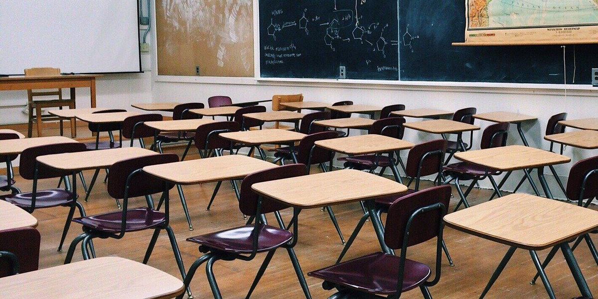 People Describe The Absolute Worst Teacher They've Ever Had