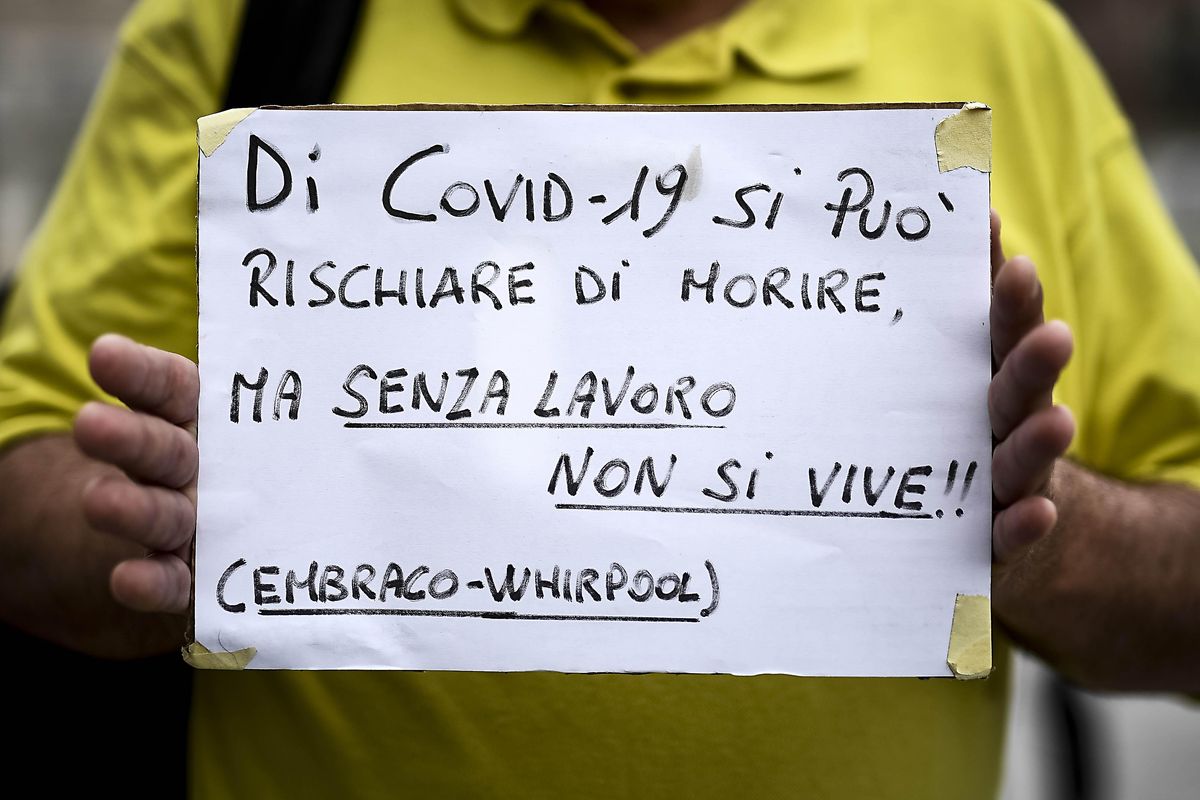 Al via i licenziamenti di massa all’ex Embraco
