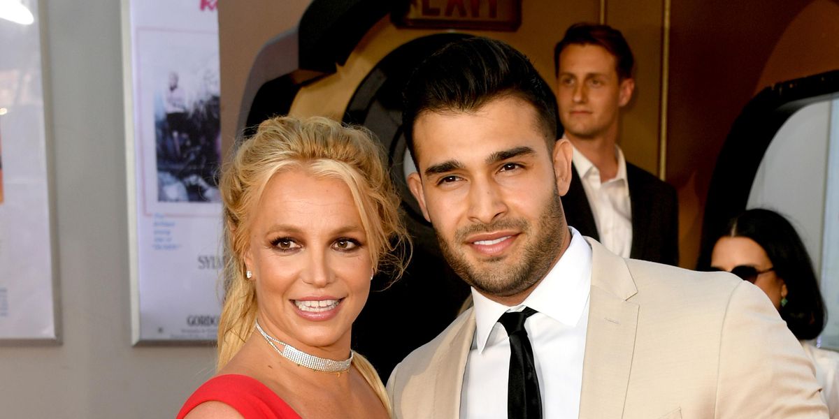 Britney Spears' Boyfriend Sam Asghari Calls Her Dad a 'Total Dick'