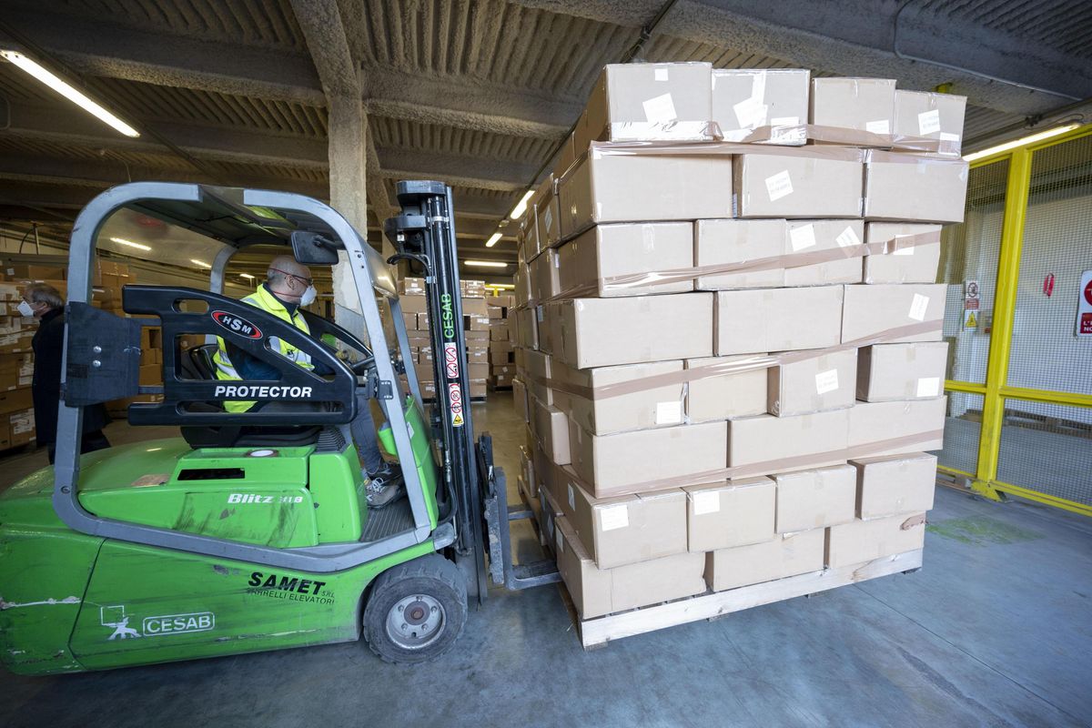 Da Dogane e Protezione civile ok alle mascherine fuorilegge