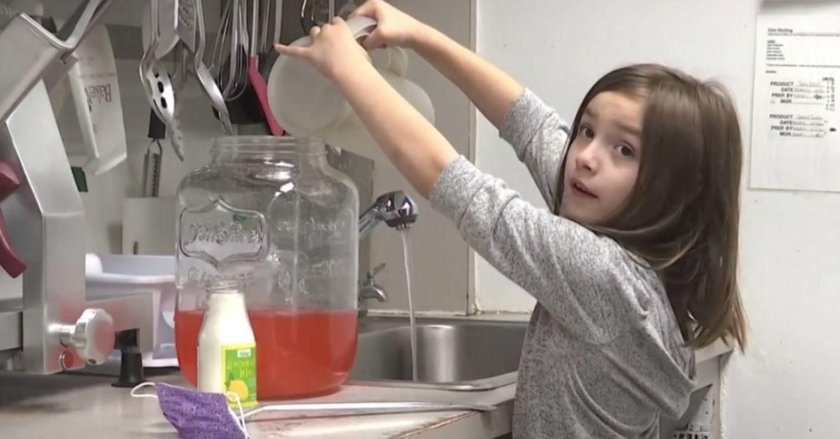 People Are Outraged After 7-Year-Old Girl Forced To Sell Lemonade To Fund Her Brain Surgeries