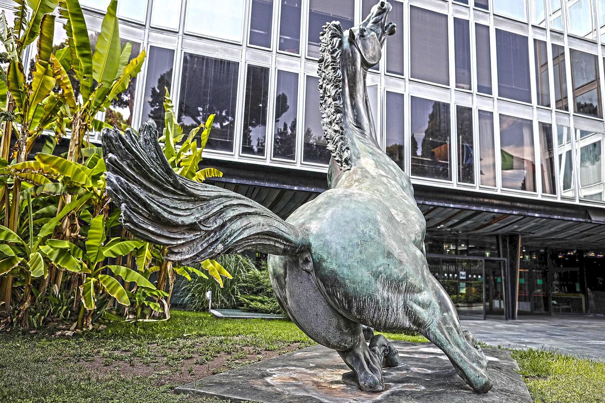 I M5s isolati al governo e pronti a tutto in Rai