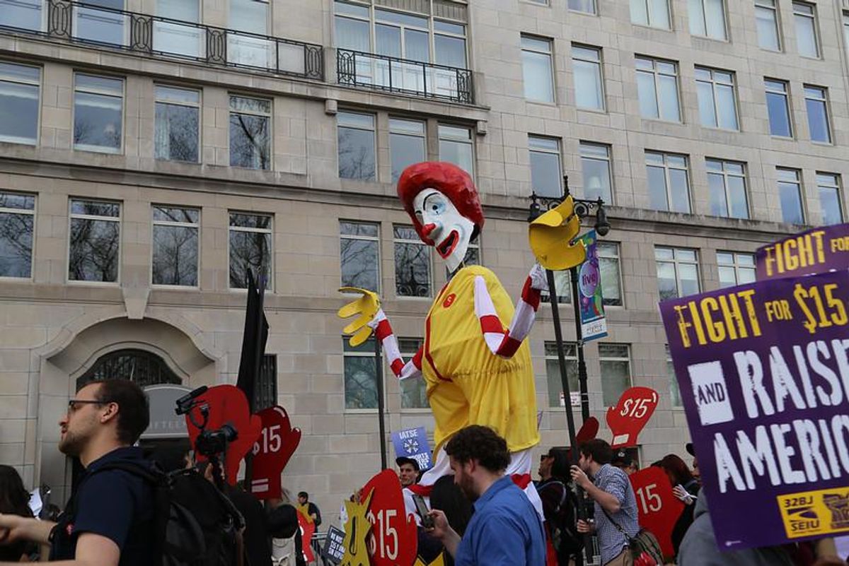 Stimmy Bill Won't Have $15 Minimum Wage. At Least Not This Stimmy Package.