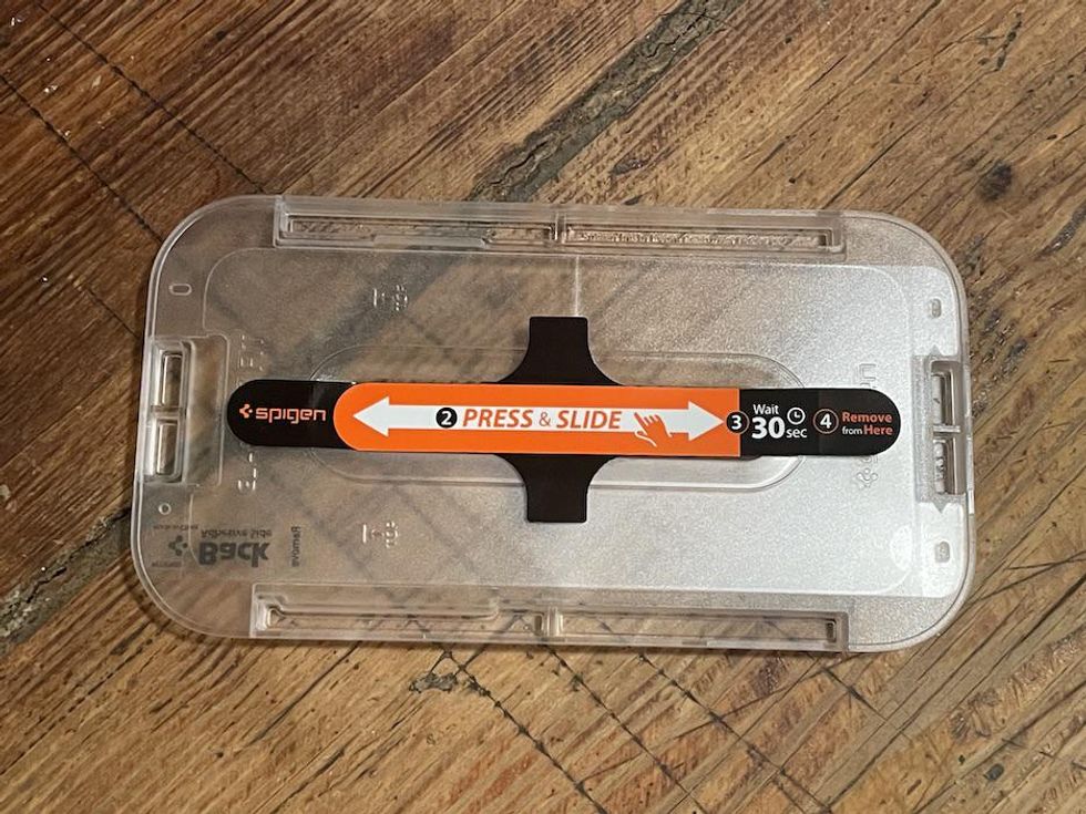 Spigen Tempered Glass Screen Protector