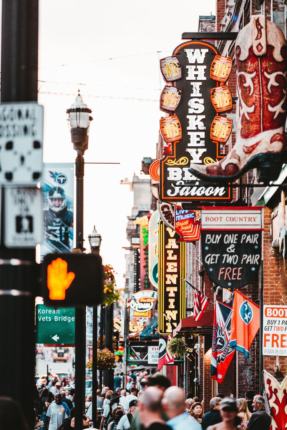 10 Country Artists To Start Listening To