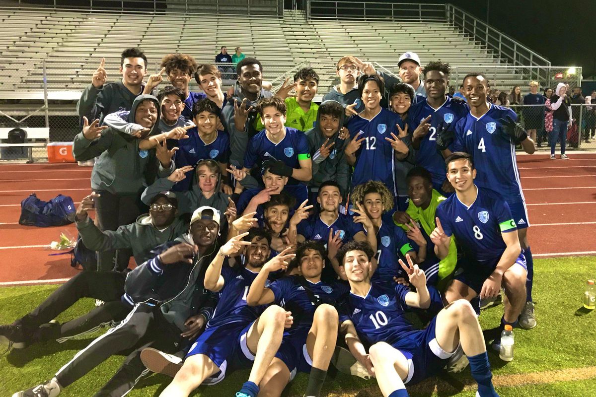 L.D. Bell Blue Raiders poised to win district