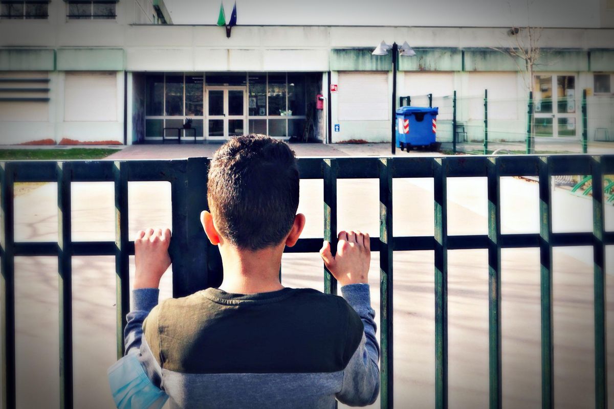 Lezioni bloccate all’ultimo minuto. Già evaporano le promesse di Roma