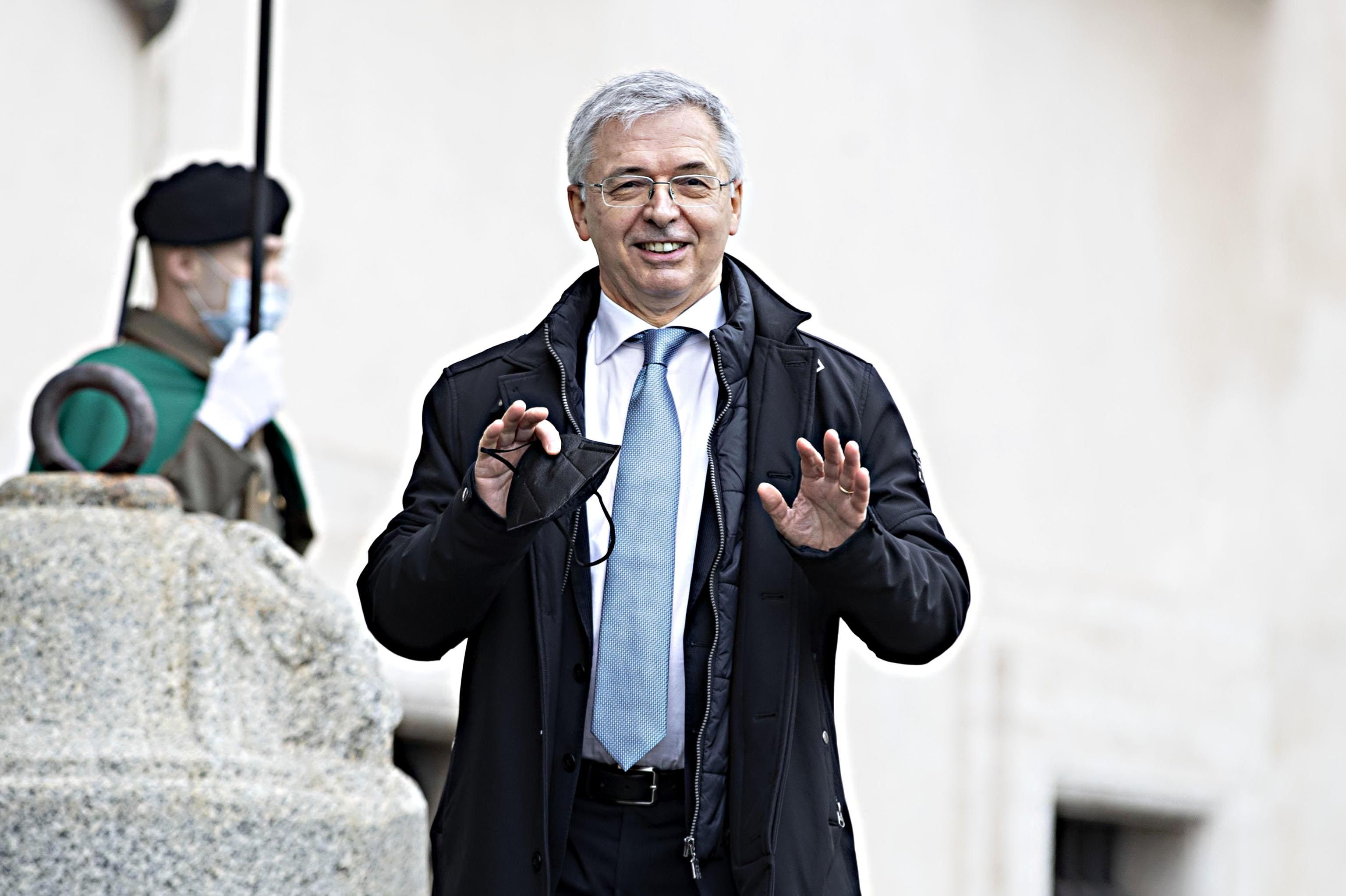 Cashback verso il capolinea e antipasto per le aziende in attesa del decreto di aprile