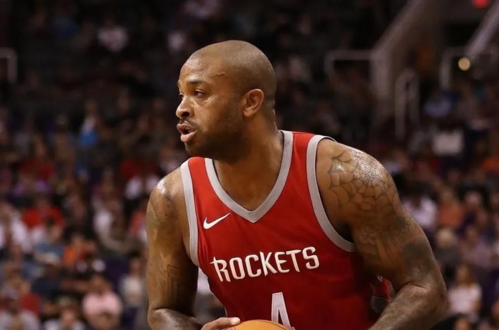 Rockets trading P.J. Tucker to the Bucks