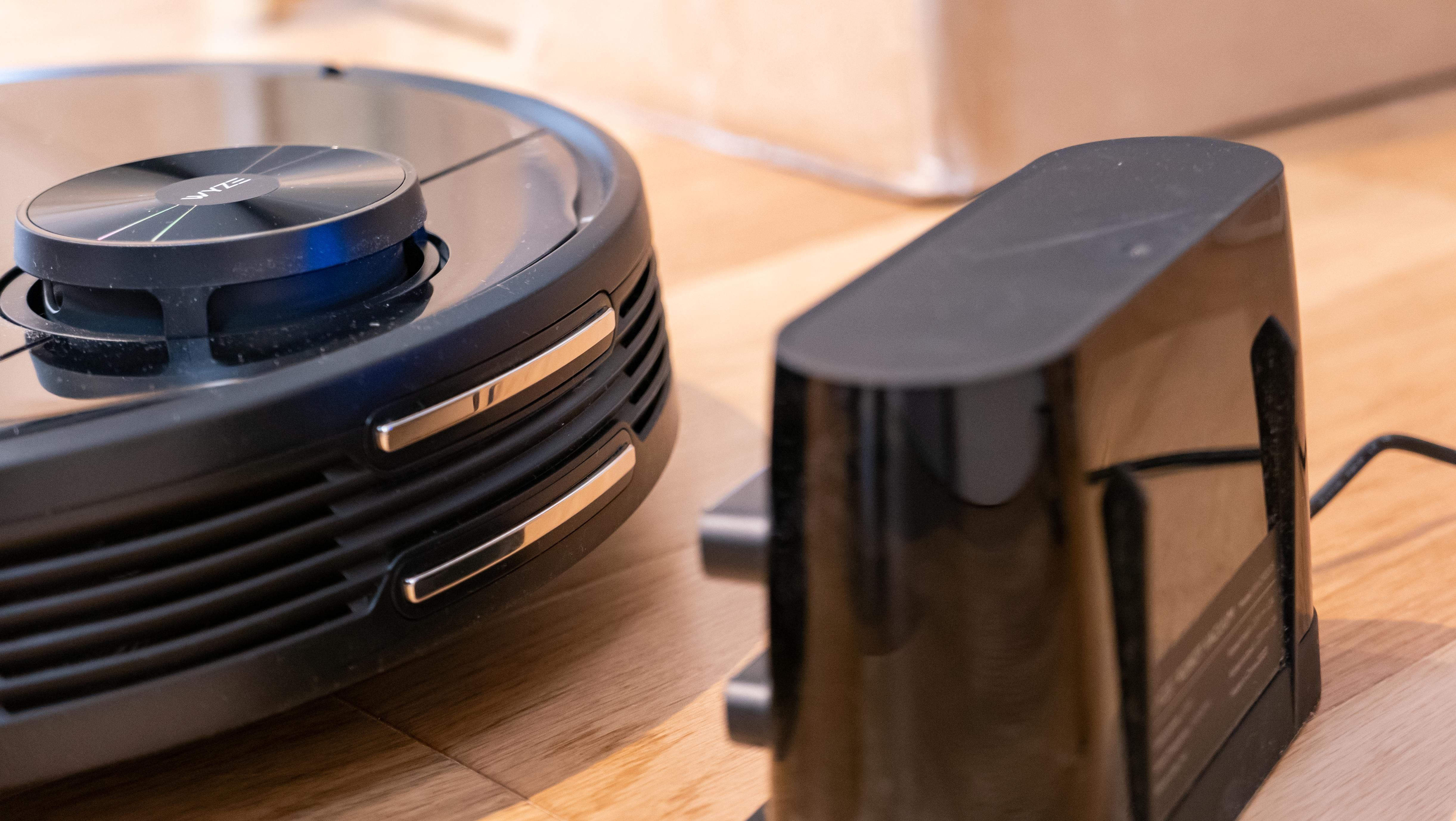 Wyze Robot Vacuum with LiDAR Room Mapping, 2,100Pa Strong Suction, store Wi-Fi Connect