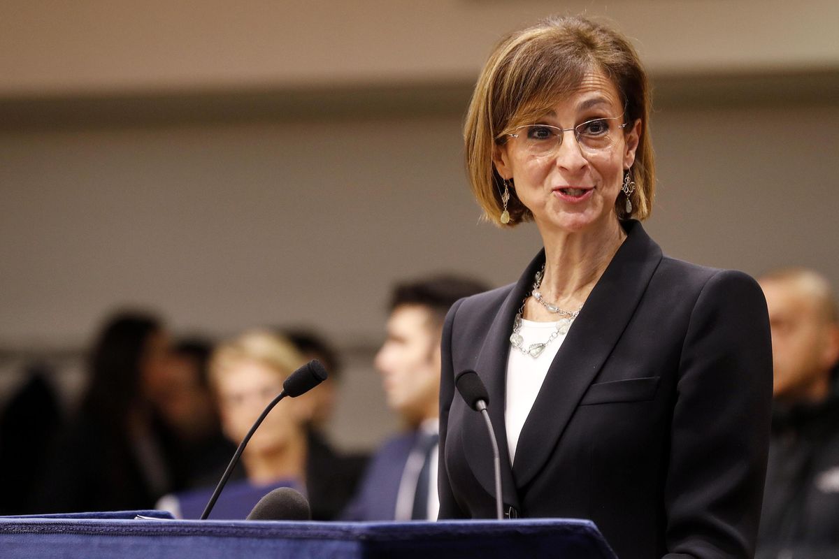 Vogliono fare il processo a Salvini. Lui: «Ho difeso i confini del Paese»