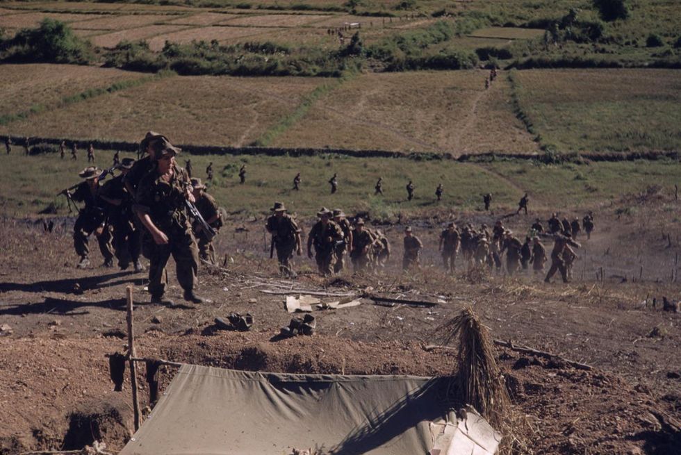 italiani legione straniera vietnam