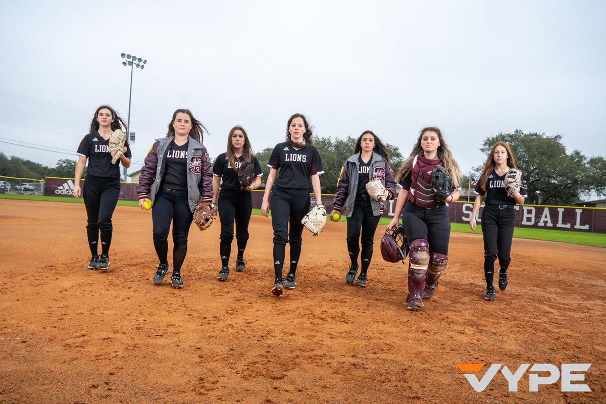Through the Lens: San Antonio Christian Softball