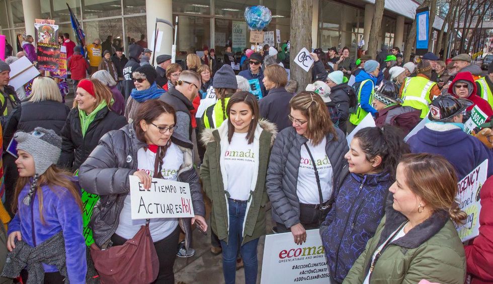 moms protest pollution