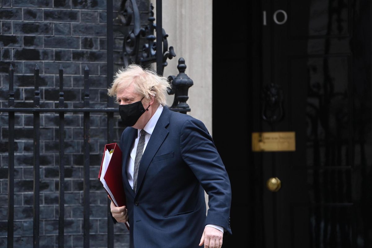 L’Ue abbaia ma Bojo può bloccare pure Pfizer