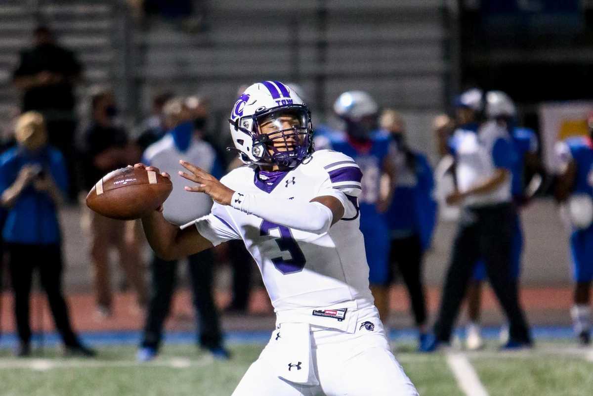 Ridge Point's Emanuel Jr. puts on an athletic show at Elite 11 Regional