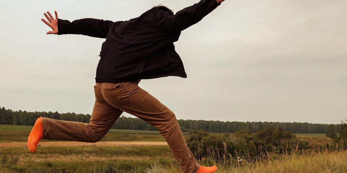People Who've Walked Out Of The Bedroom Mid-Hookup Explain What Happened