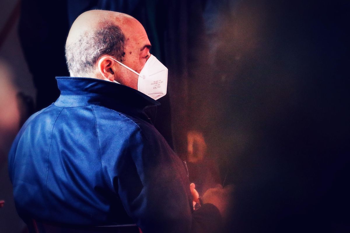 Il Pd preso all’amo dalle sardine fa infuriare i giovani: siete imbarazzanti