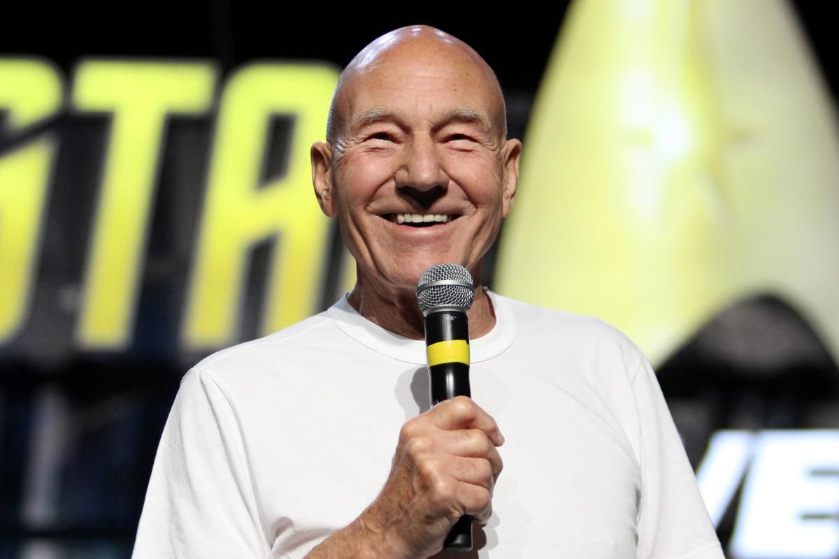 Patrick Stewart making an announcement