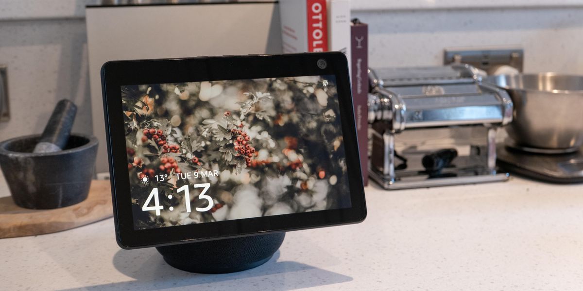 Amazon Echo Show 10 (3rd gen) Alexa smart display review - Gearbrain