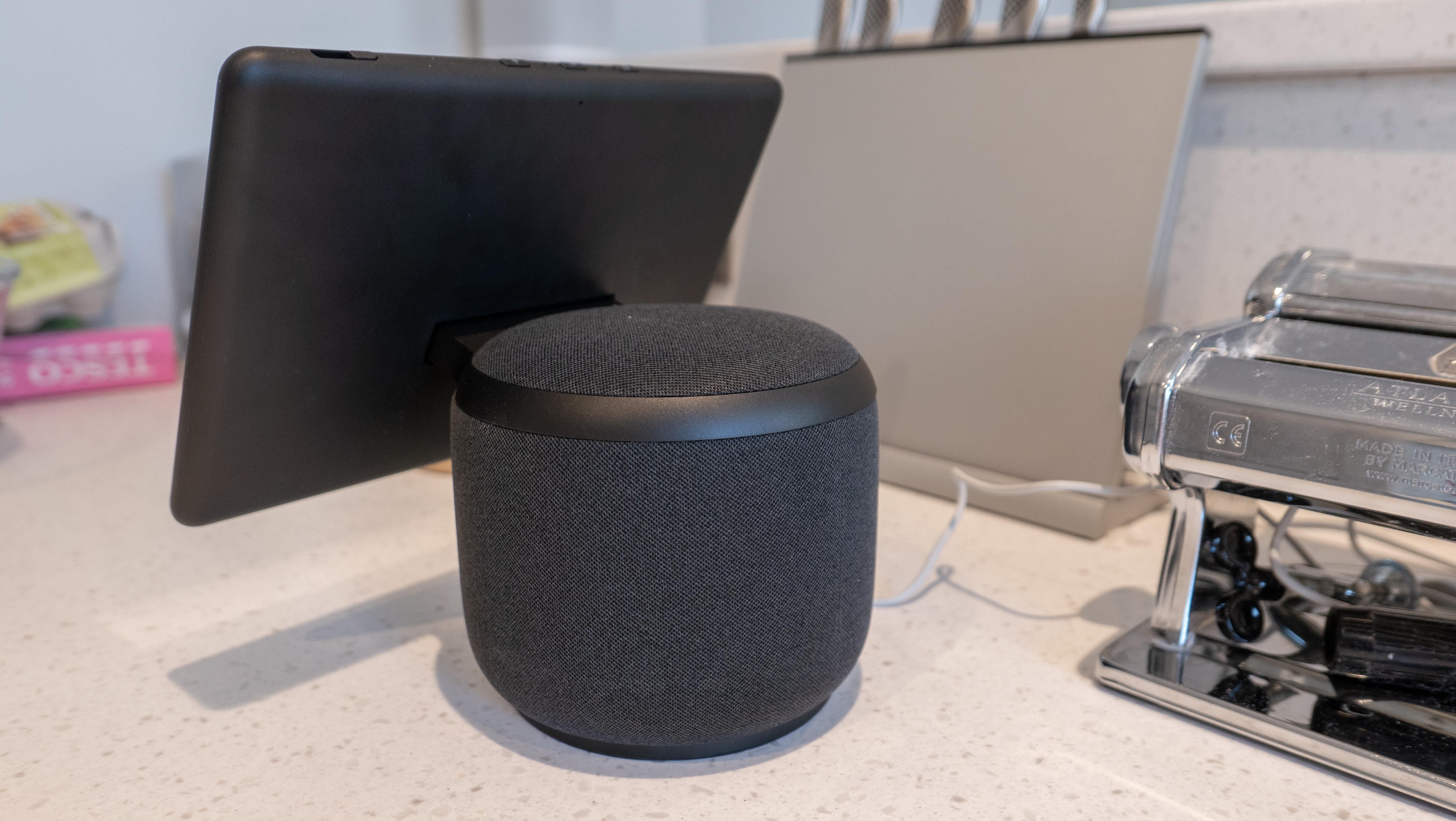 Amazon Echo Show 10 (3rd gen) Alexa smart display review