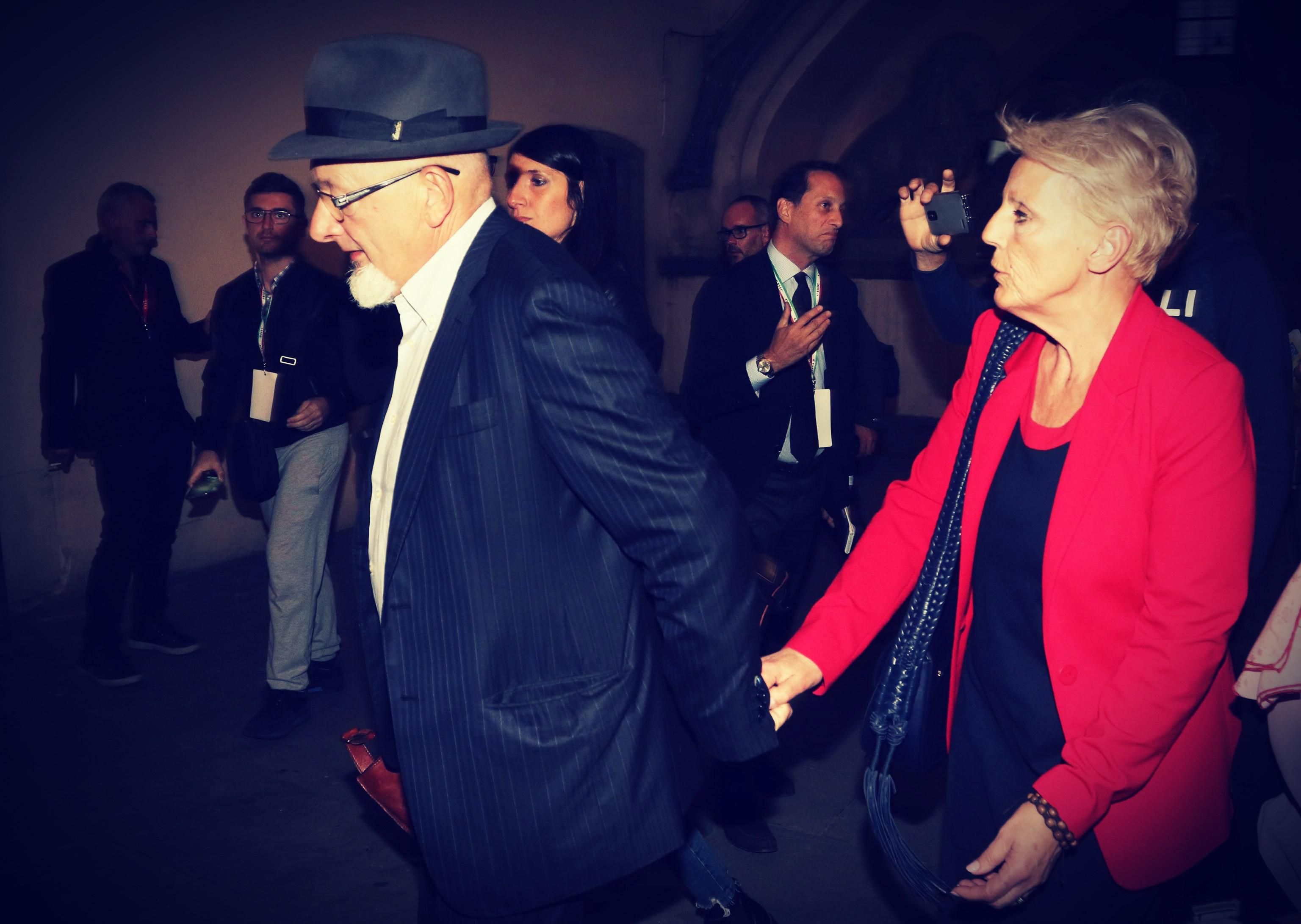 Genitori di Renzi a processo per bancarotta fraudolenta