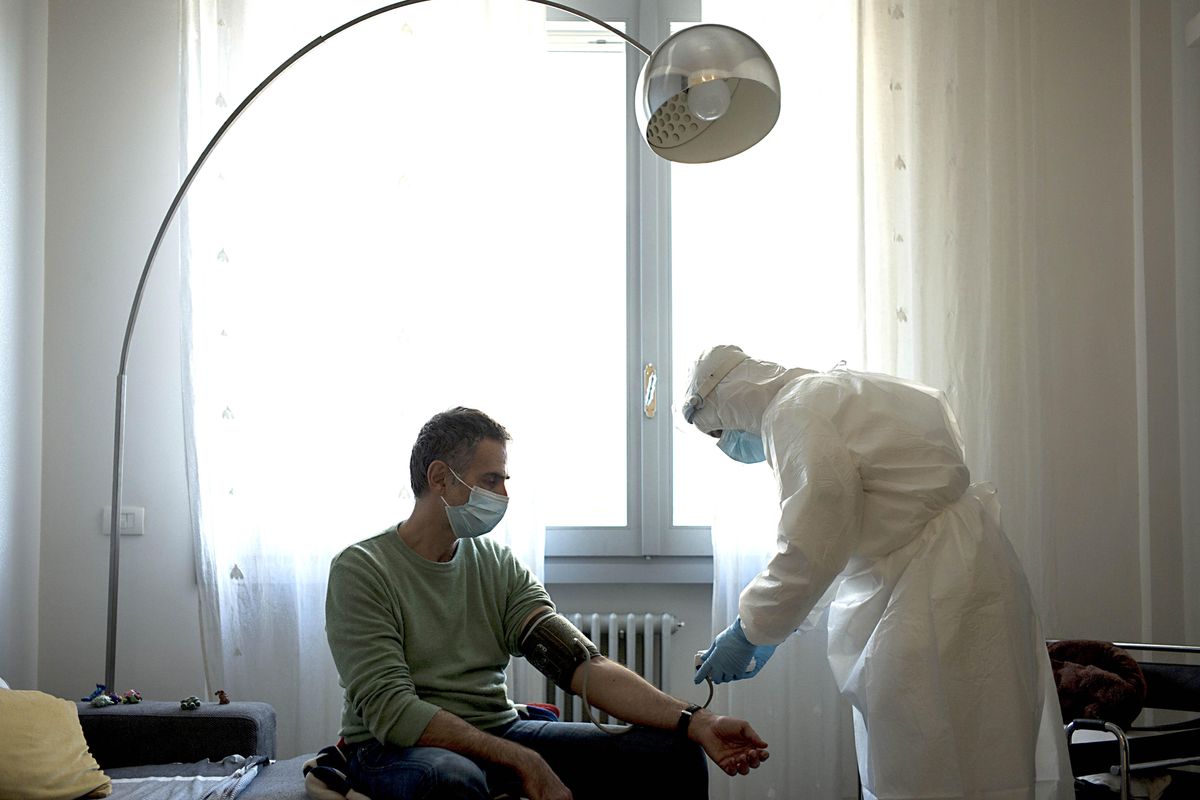 Il Covid si guarisce a casa, se preso in tempo