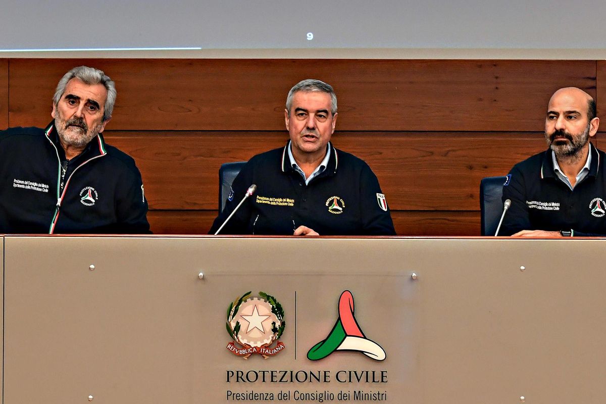 Scatta la zona rossa in automatico. Regioni chiuse in ordine sparso