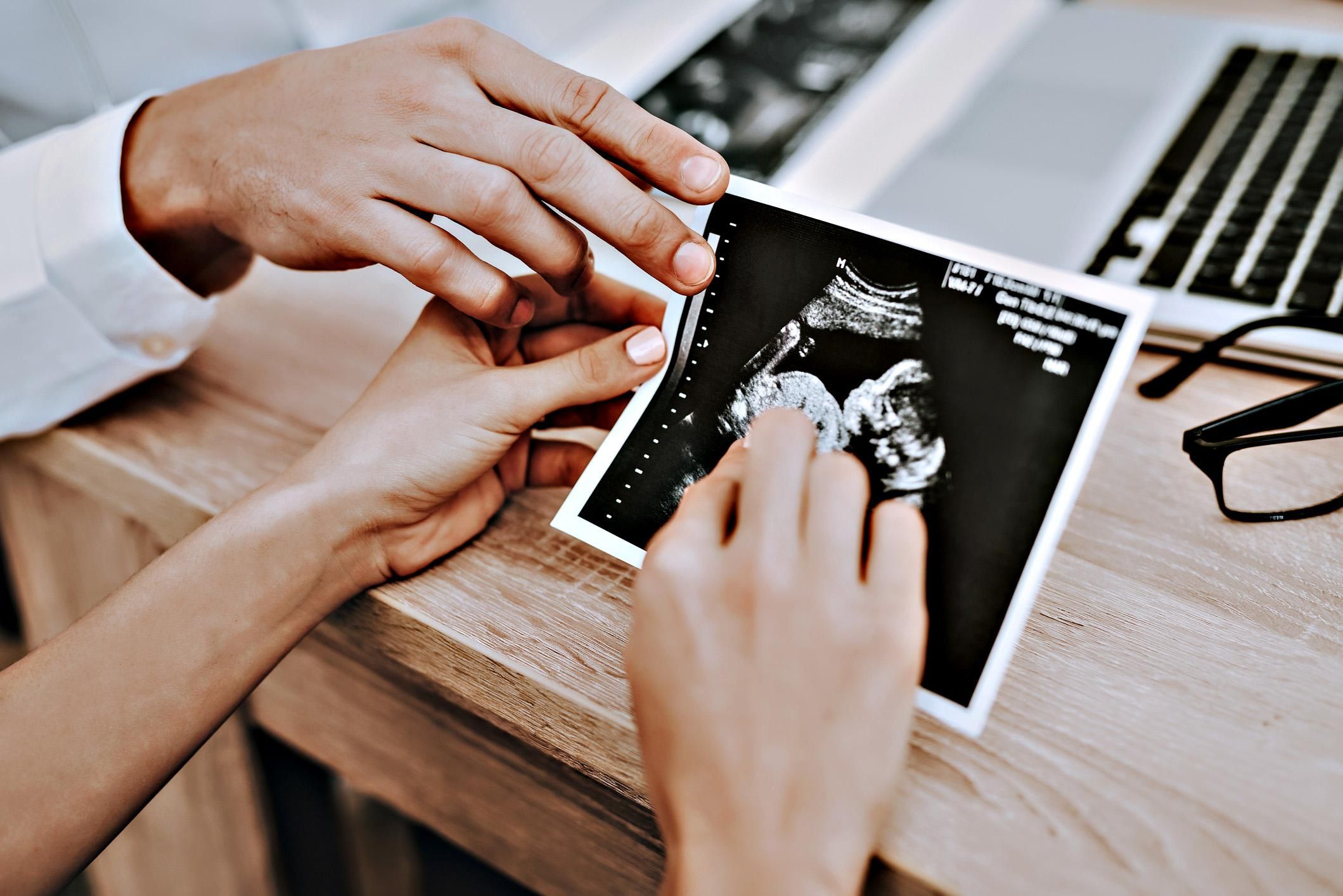 Non tifi aborto? Guai a entrare in ospedale