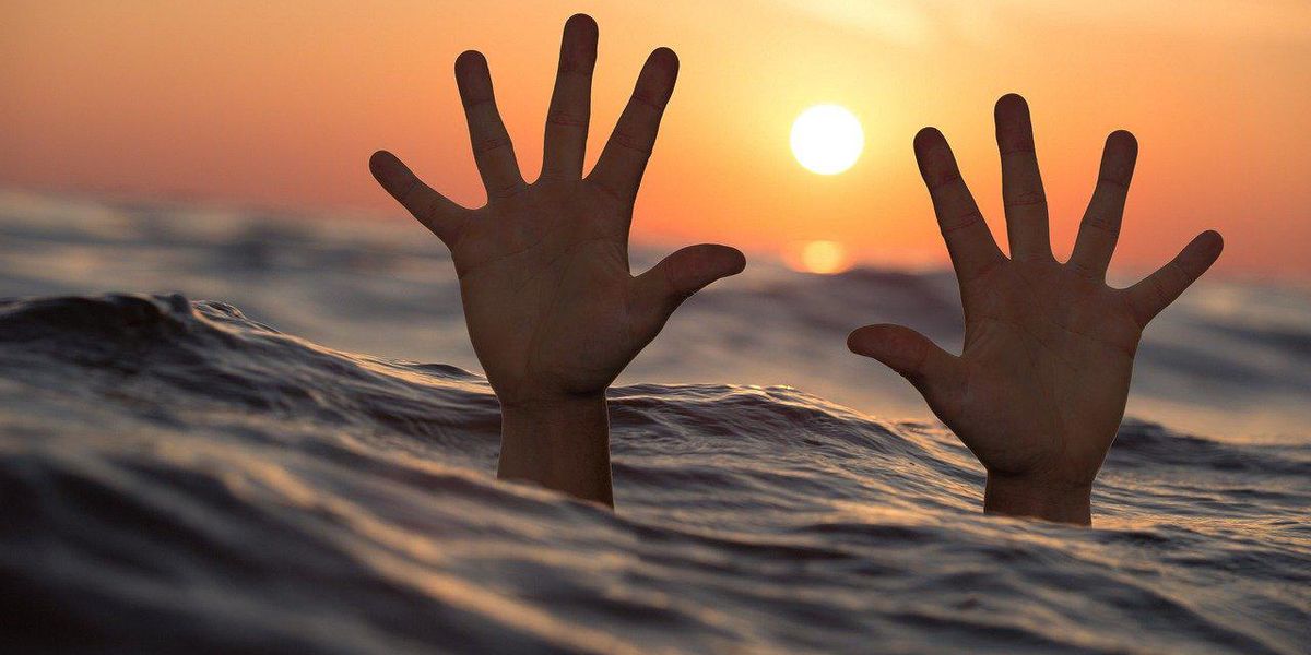 People Share Their Craziest 'Oh F***, I'm Gonna Die' Experiences