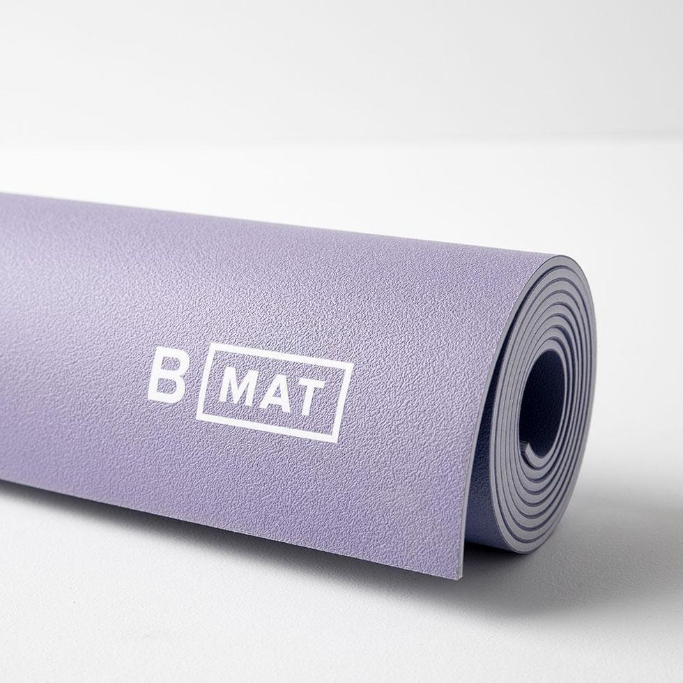 9 Best Yoga Mats For Beginners 2021 - xoNecole: Lifestyle, Culture ...