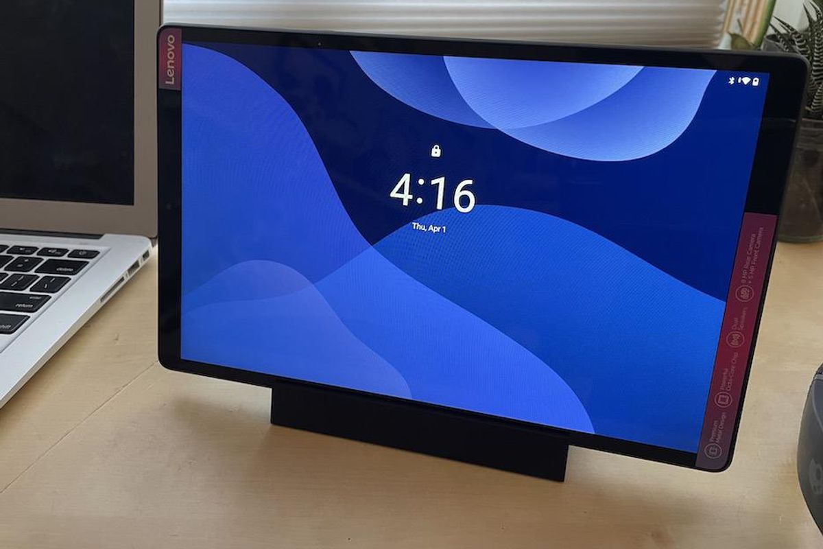 Lenovo Smart Tab M10 HD tablet with Google Assistant review