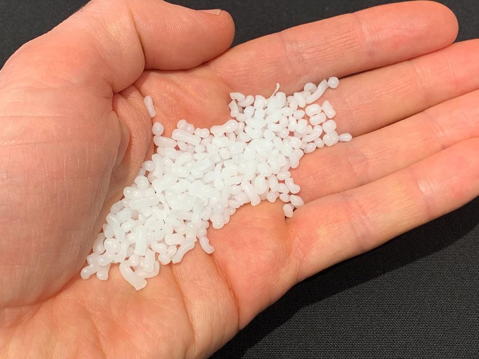 plastic nurdles pollution