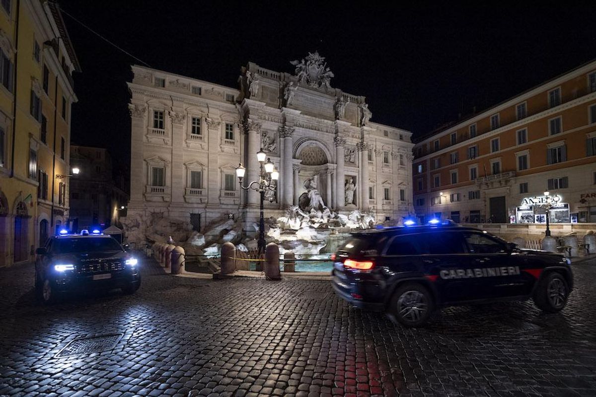 Chiuderci tutti è diventato una specie di dogma