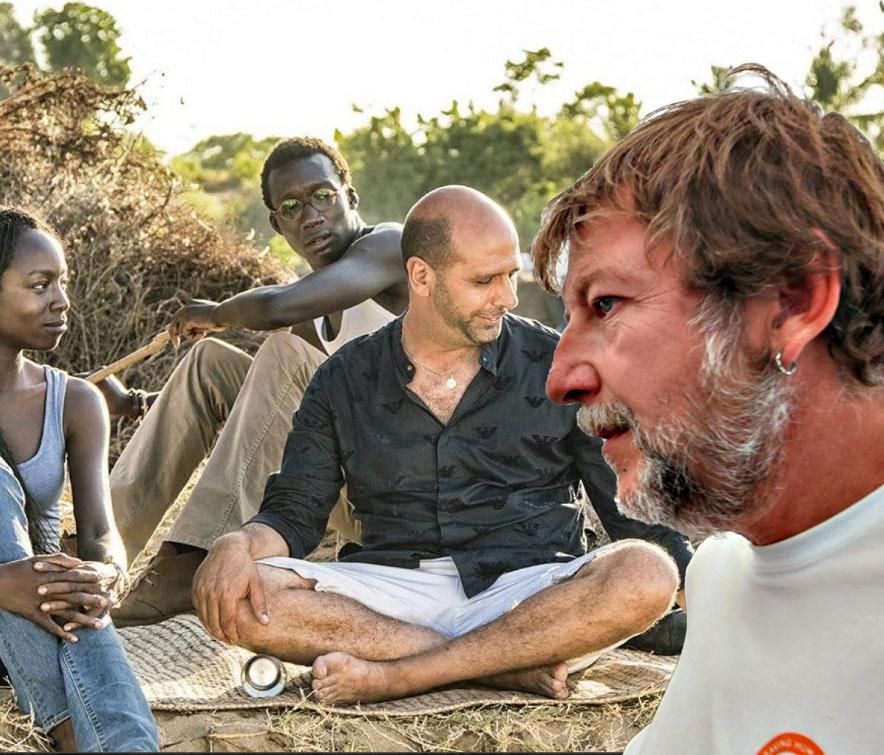 I traffici che inguaiano la Ong rossa