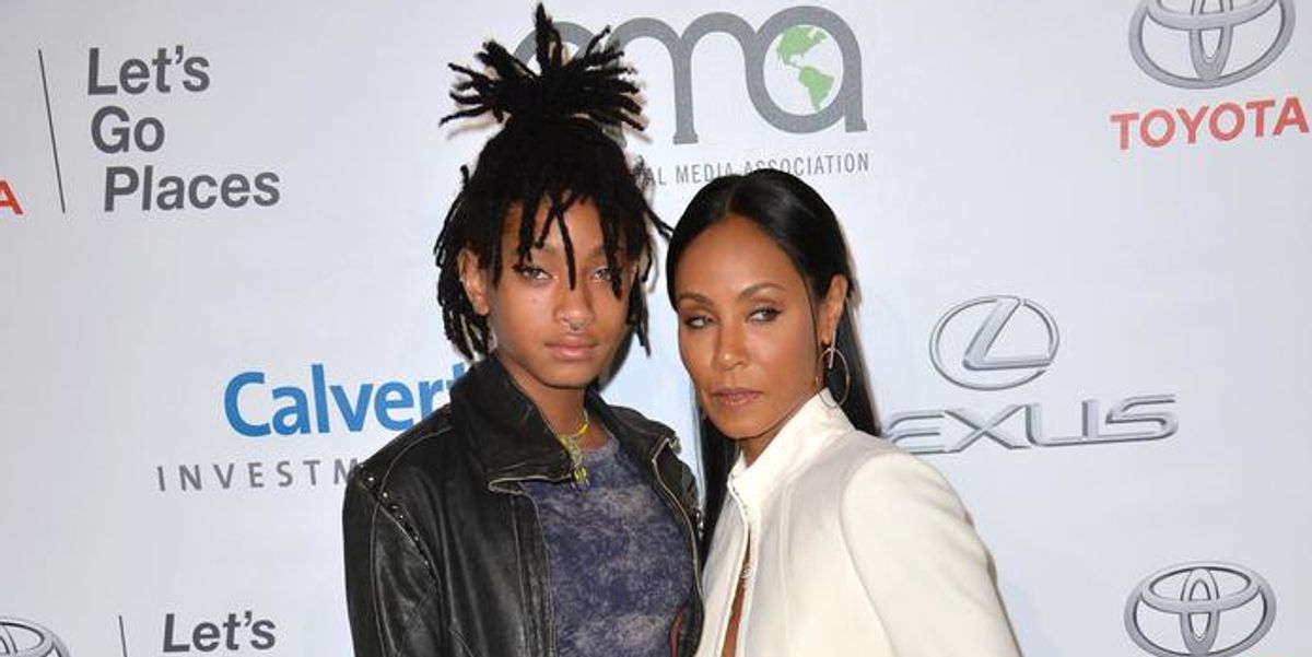 Jada & Willow Smith Open Up About Sexuality: "I've Had Times I've Been Infatuated With A Woman"