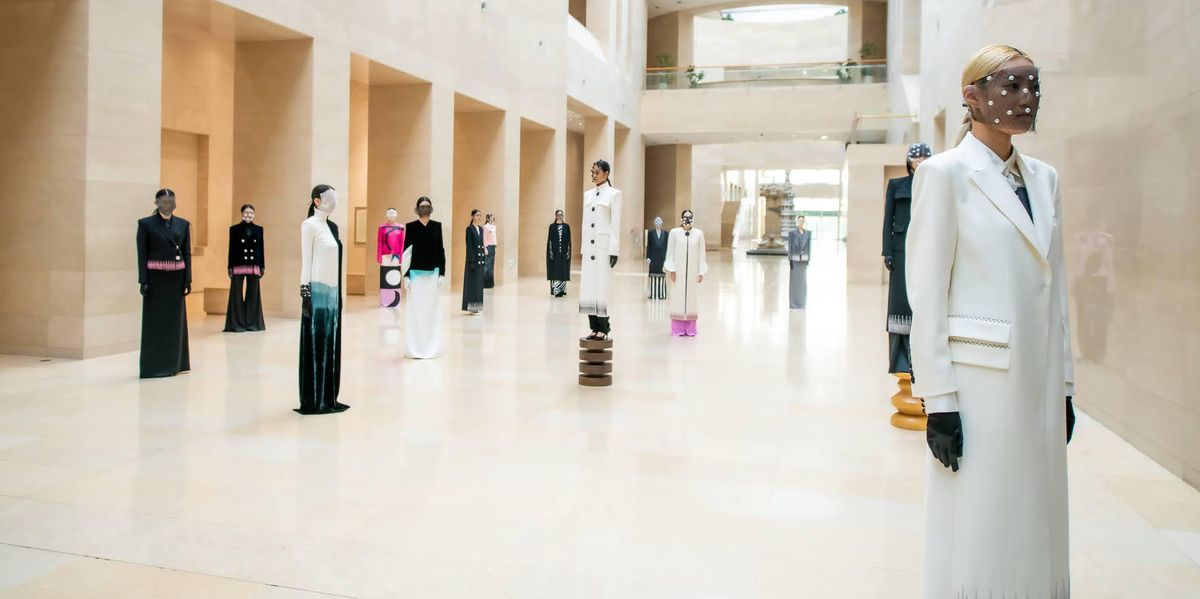 Louis Vuitton Seoul Women's Fashion Show Highlights