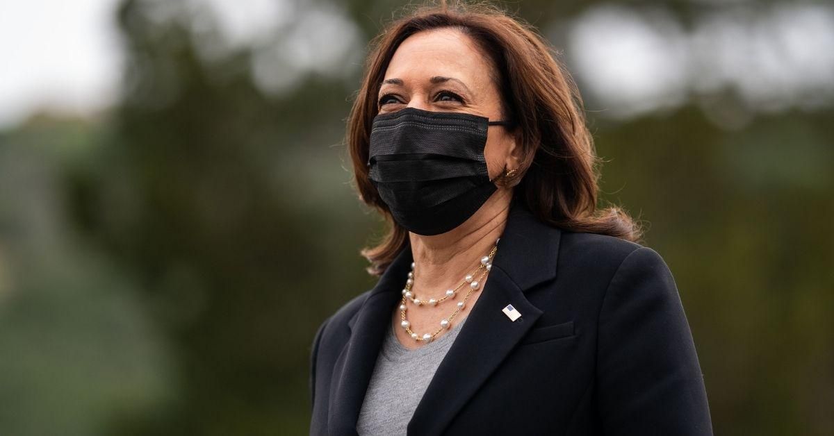 Woman Says She Threatened Kamala Harris' Life For Putting Her Hand On Her 'Purse' Instead Of Bible