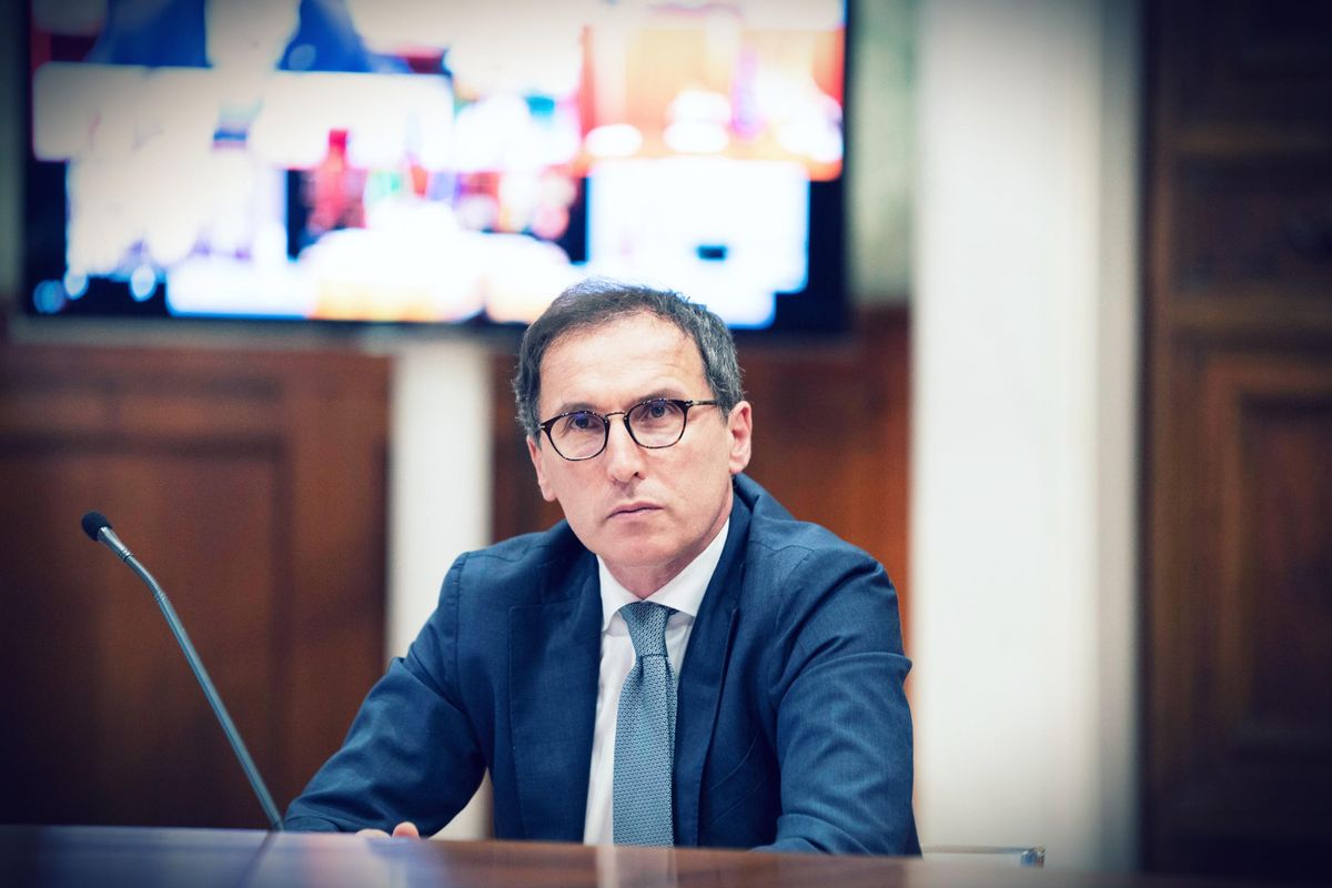 Il Pd prova a imporre le calende dem. «Aprire dopo il vaccino agli over 60»