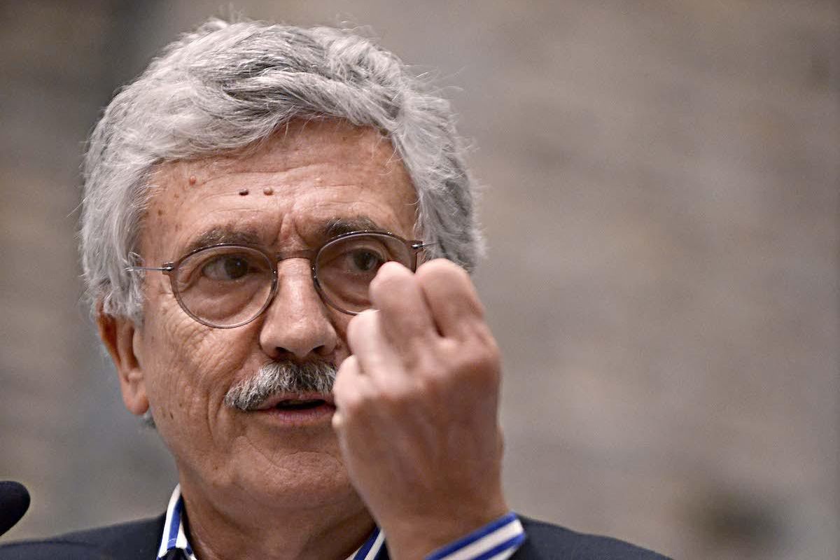 Ventilatori pericolosi. Il ministero scarica su Arcuri e D’Alema