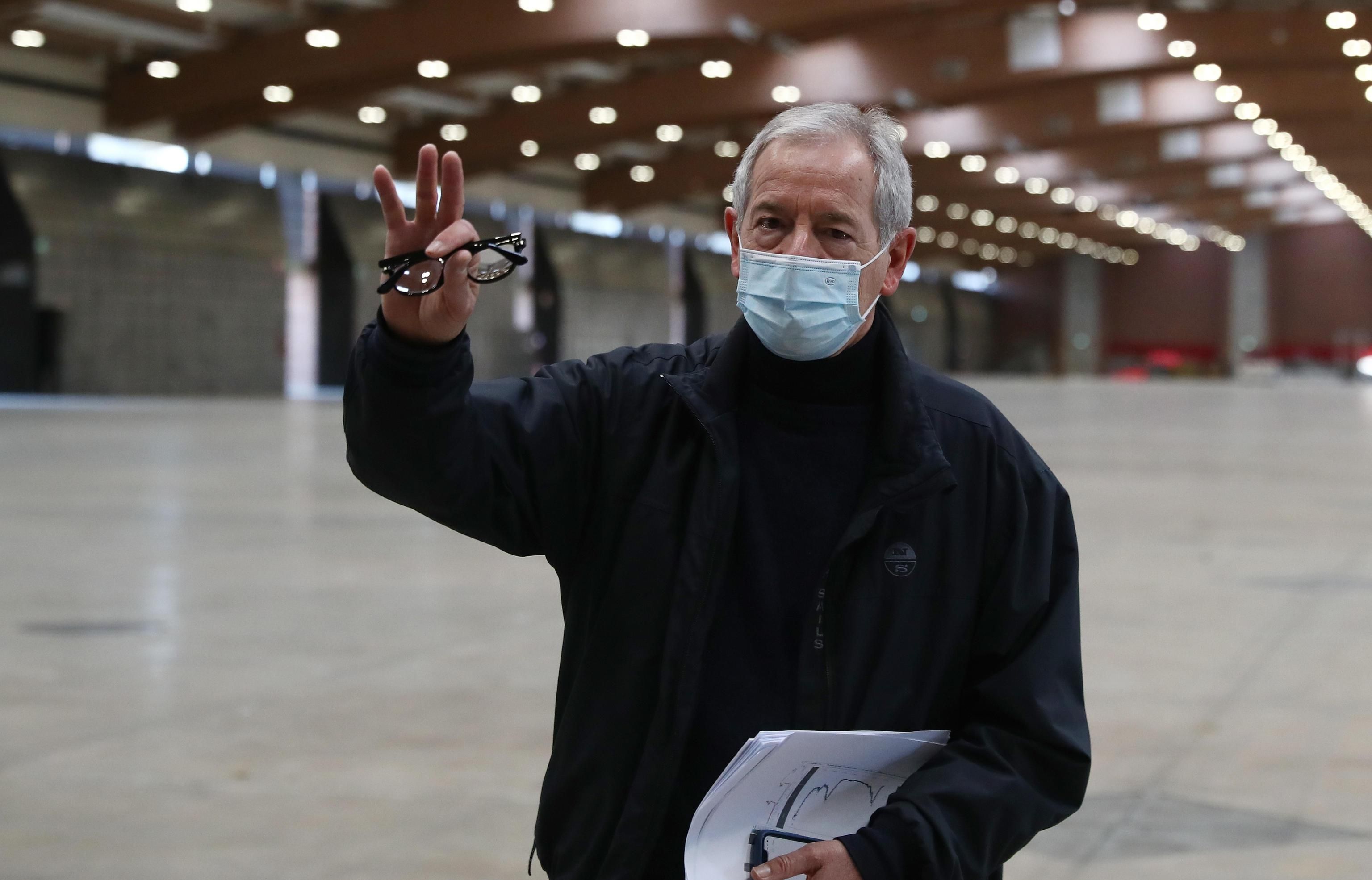 «Quota 100.000 dosi al giorno in Lombardia entro aprile. Senza le furbate di Zingaretti»