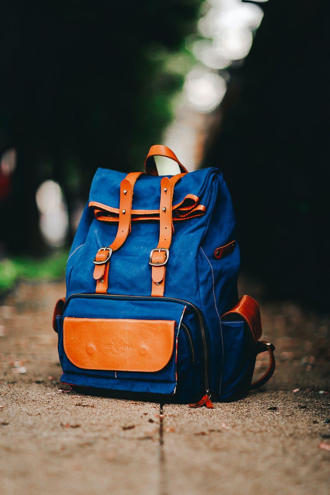 30 Necessities To Carry In Your School Bag — Besides Your Paper, Textbooks, And Pencils