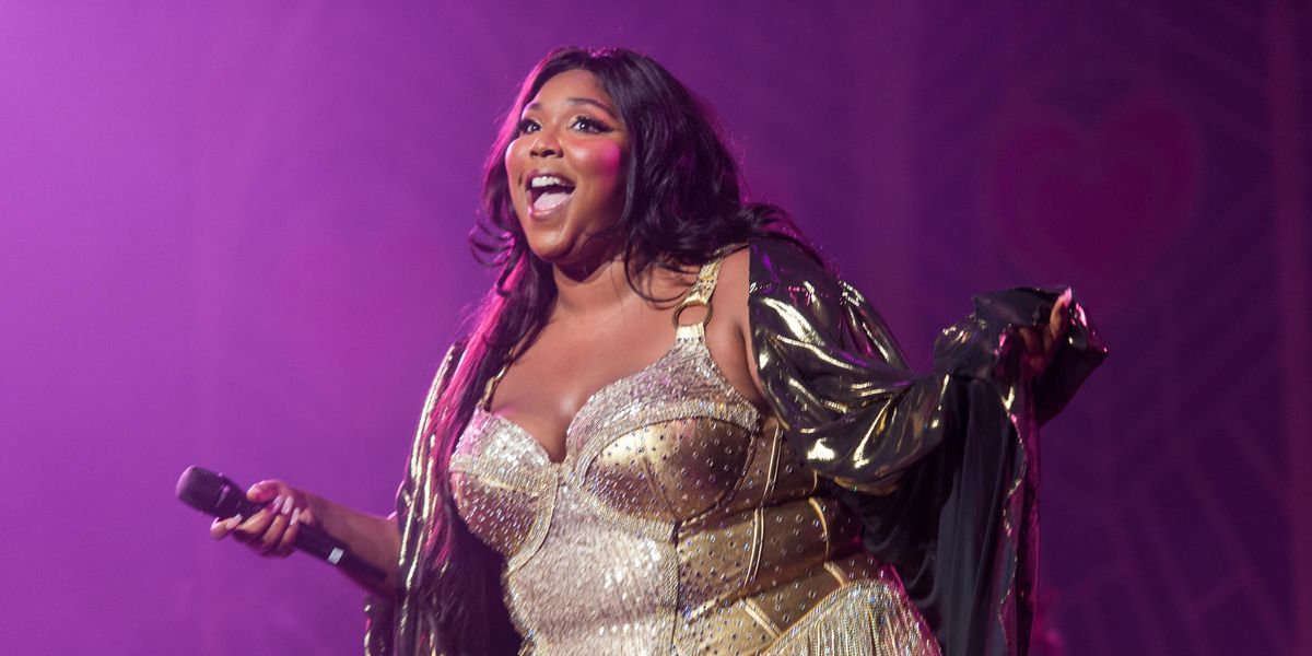 Lizzo Shares Unedited Nude to Combat Unrealistic Beauty Standards
