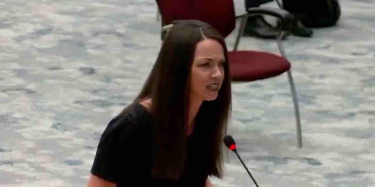 'Take these masks off of my child!': Fed-up mom of kindergarten student goes off on school board for continuing mask mandate through next year